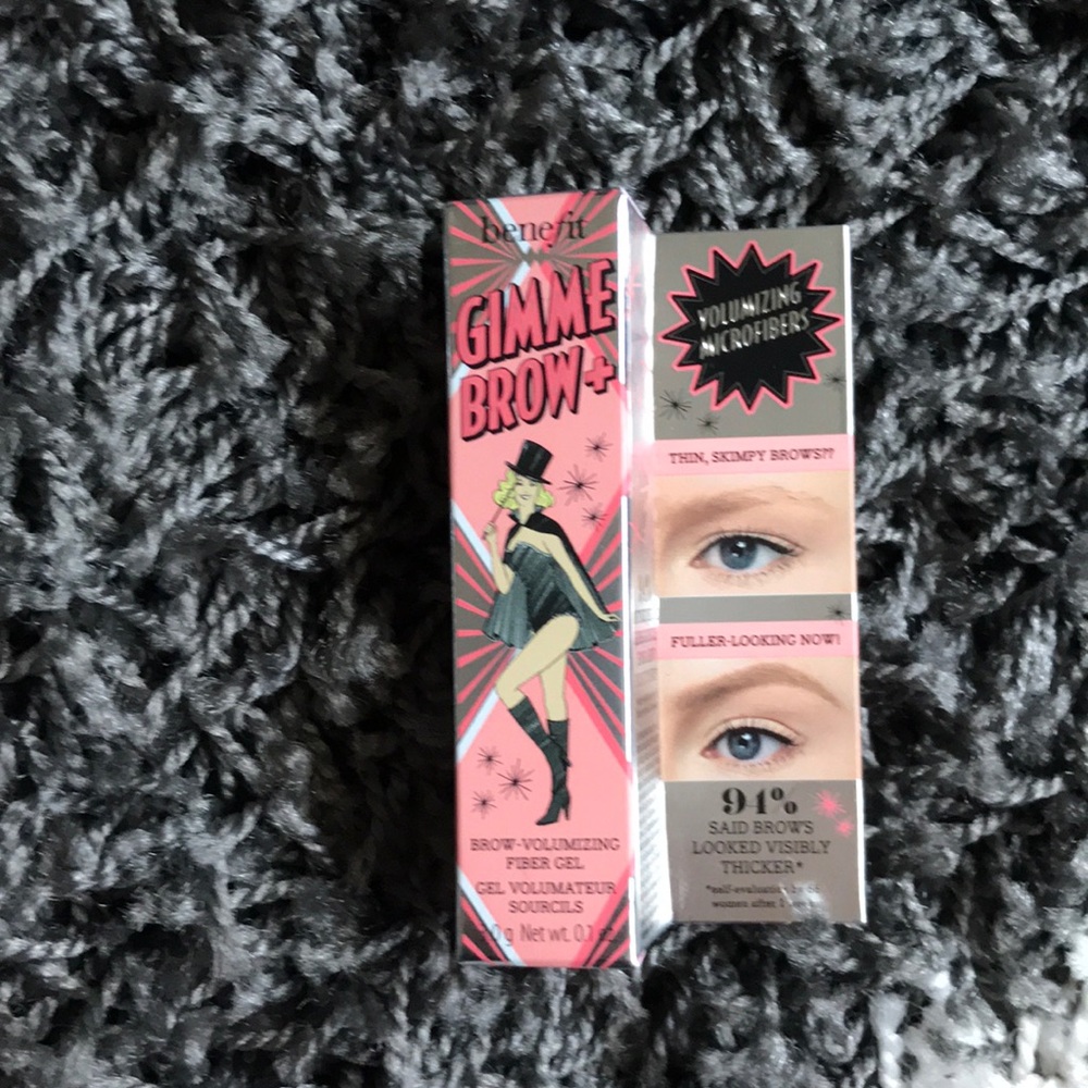 BRAND NEW Benefit gimme brow 1